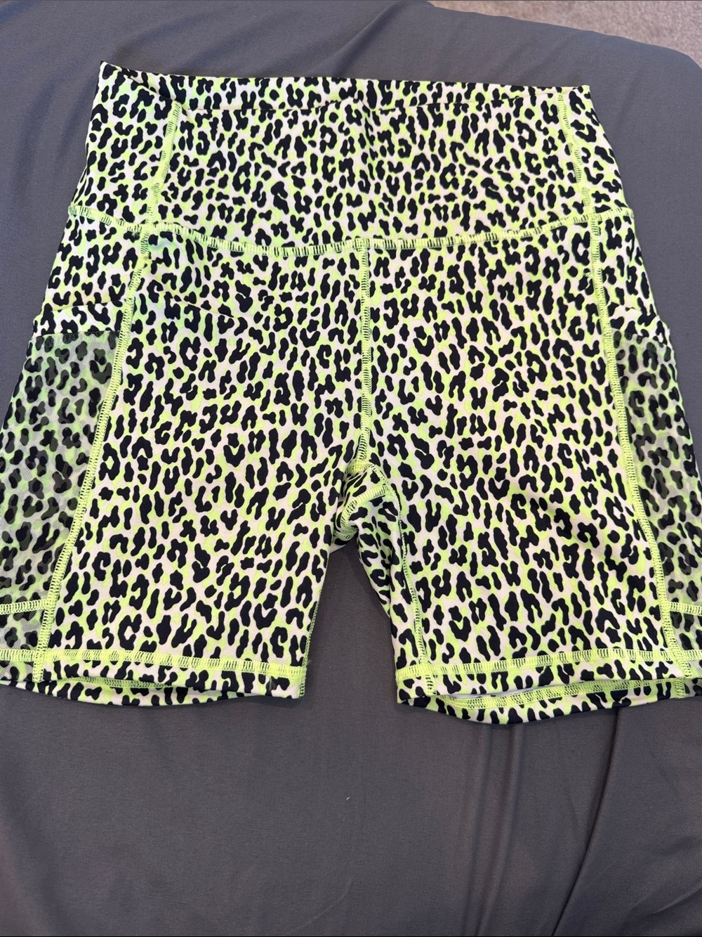 Fabletics On-The-Go PowerHold High-Waisted short